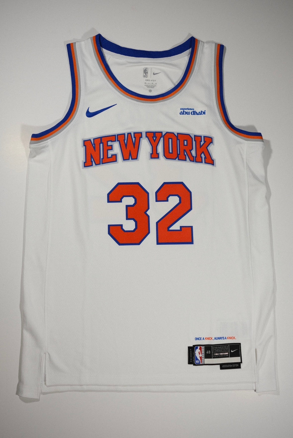 Karl-Anthony Towns Signed New York Knicks Authentic Nike Jersey (JSA)